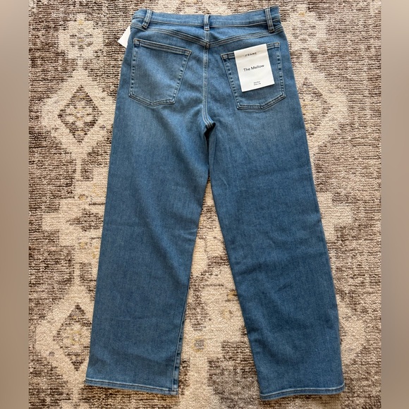 Frame The Mellow Mid Rise Jean - Picture 6 of 9